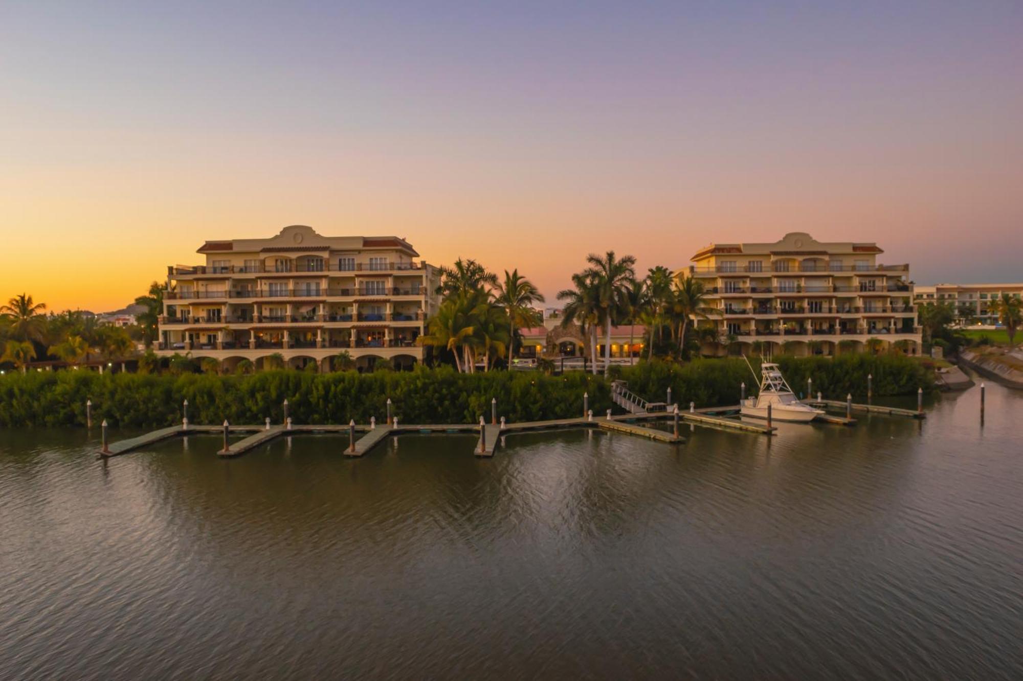A 2 Min De La Playa , Vista Al Canal By G P S Rentas Mazatlán Exterior foto